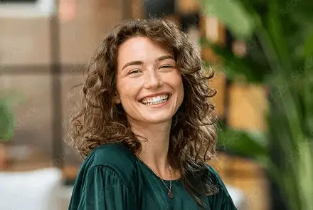 Profils de femmes célibataires Grenoble, agence matrimoniale Unicis Grenoble